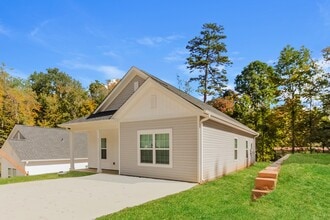 5511 Laborde Ave, Unit 2221 in Charlotte, NC - Building Photo - Building Photo