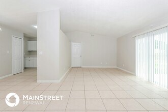 1264 Helliwell St NW in Palm Bay, FL - Building Photo - Building Photo