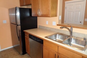 4035 S 212th Ct in Seatac, WA - Building Photo - Building Photo