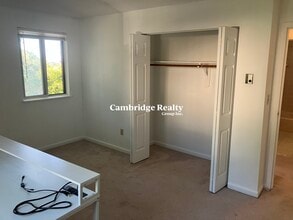 42 Belmont St in Somerville, MA - Building Photo - Building Photo