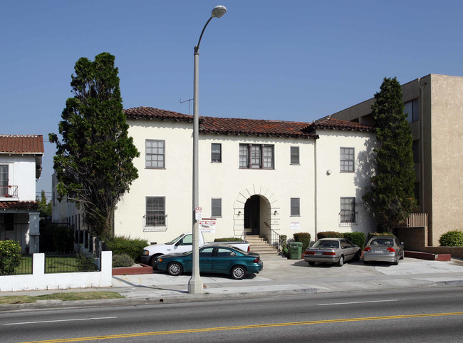 1641 Crenshaw Blvd in Los Angeles, CA - Foto de edificio - Building Photo