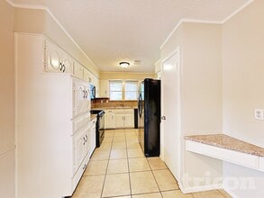 737 SE 3rd St in Grand Prairie, TX - Building Photo - Building Photo