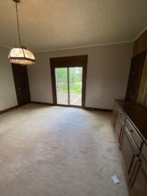 21101 S 96th St in Hickman, NE - Foto de edificio - Building Photo