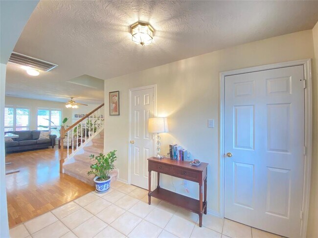 3407 Beacon Hill Dr in Pearland, TX - Building Photo - Building Photo