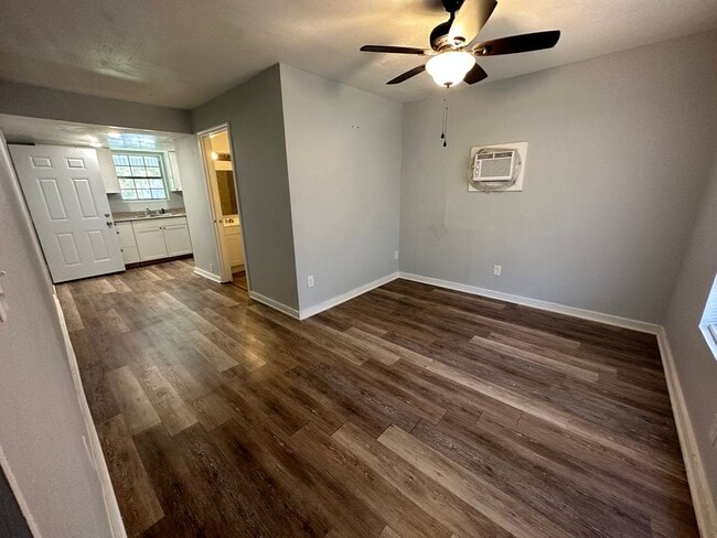 1859 Anna St in Shreveport, LA - Building Photo - Building Photo