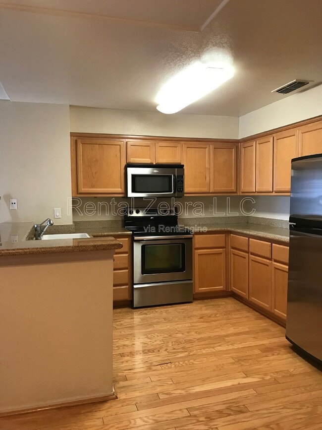 2915 N Texas St in Fairfield, CA - Building Photo - Building Photo