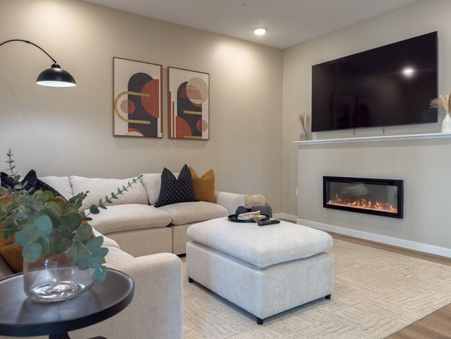 The Pines of Rochester | Specials Available in Rochester, MN - Foto de edificio - Building Photo