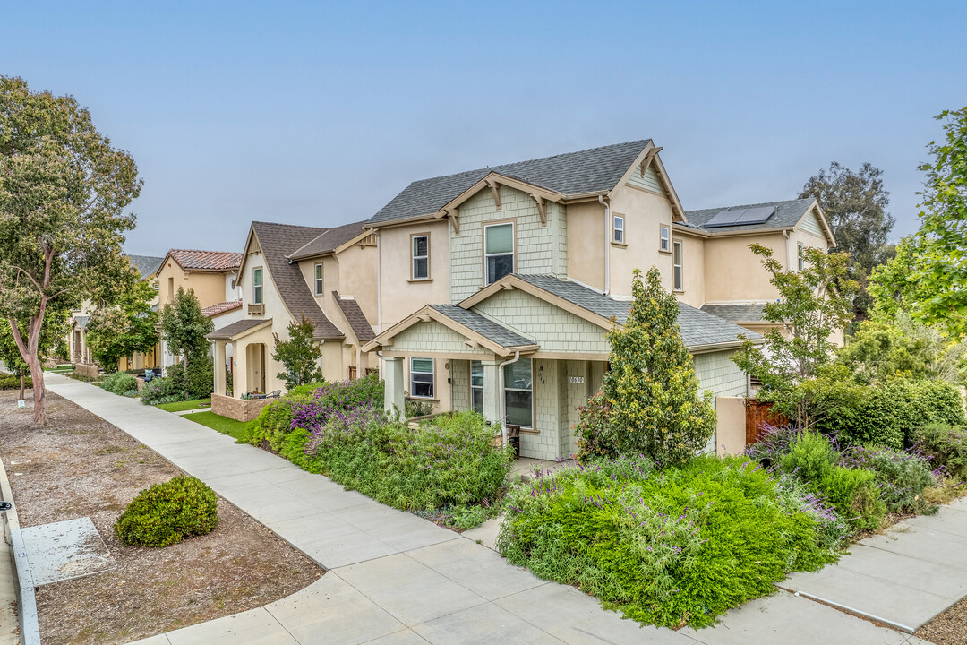 Enclave Ventura in Ventura, CA - Foto de edificio