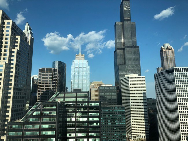 125 S Jefferson St-Unit -3204 in Chicago, IL - Building Photo - Building Photo