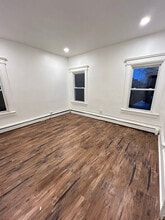 94 Eaton Pl in East Orange, NJ - Foto de edificio - Building Photo