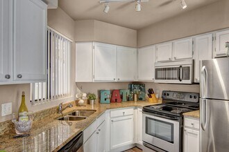 The Hawthorne in Phoenix, AZ - Foto de edificio - Building Photo