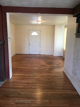 1616 Miriam St in Pittsburgh, PA - Building Photo - Building Photo