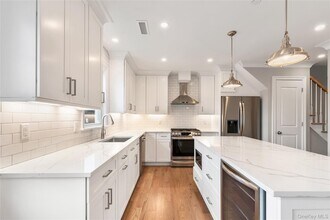 280 Purchase St in Rye, NY - Building Photo - Building Photo