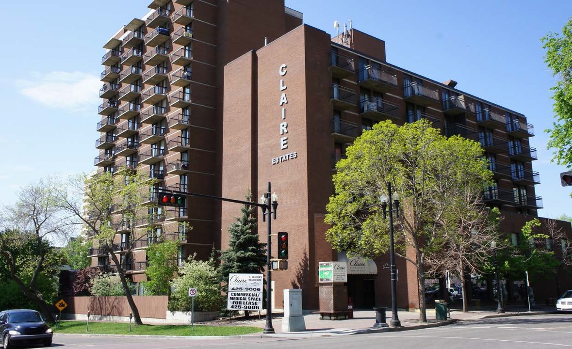 Claire Estates in Edmonton, AB - Building Photo