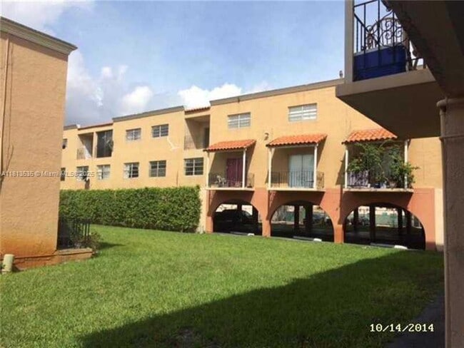 property at 1305 W 53rd St