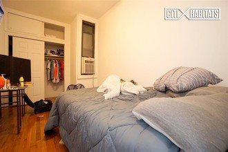 350 E 89th St-Unit -2B in New York, NY - Building Photo - Building Photo