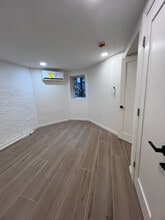 1802 2nd St NW, Unit B in Washington, DC - Foto de edificio - Building Photo