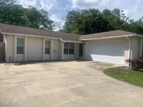 8384 Chessman Ct in Jacksonville, FL - Building Photo - Building Photo