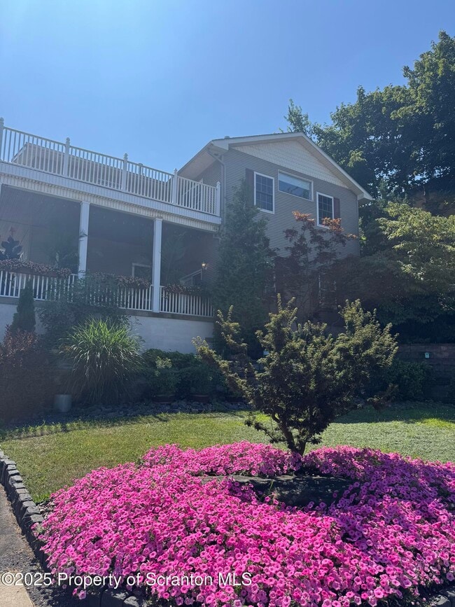 property at 2001 Cedar Ave