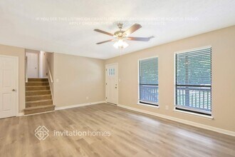 5027 Vonn Pl, Unit D-36 in Stone Mountain, GA - Building Photo - Building Photo