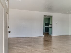 217 S Moore Ave in El Reno, OK - Building Photo - Building Photo