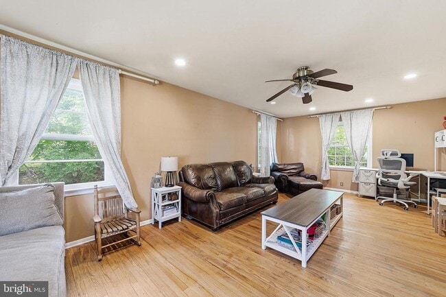 property at 292 Glenn Ave