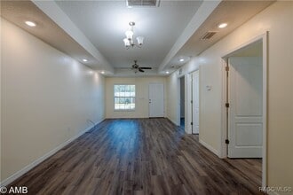 9374 N Peachtree Way in Citrus Springs, FL - Building Photo - Building Photo