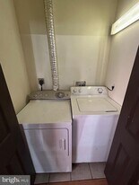 319 W Mulberry St in Baltimore, MD - Building Photo