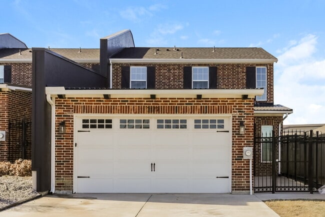 property at 7177 9th Hole Dr