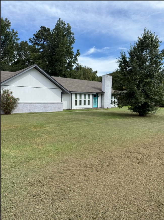 property at 134 Thomas Cir