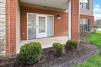 845 Forest Ave #103 in Valley Park, MO - Foto de edificio - Building Photo