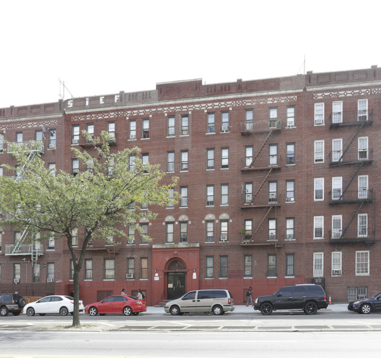 1228 Grand Concourse in Bronx, NY - Building Photo