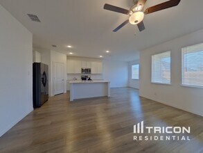 509 Macdonald Wy in Fate, TX - Foto de edificio - Building Photo