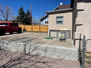 353 N Raynolds Ave in Canon City, CO - Foto de edificio - Building Photo
