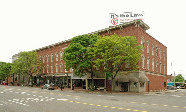 177 Main St in Nashua, NH - Building Photo - Building Photo