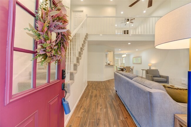 property at 56 E Village Knoll Cir