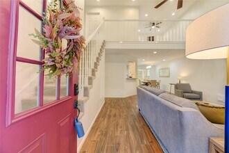 56 E Village Knoll Cir in The Woodlands, TX - Building Photo - Building Photo