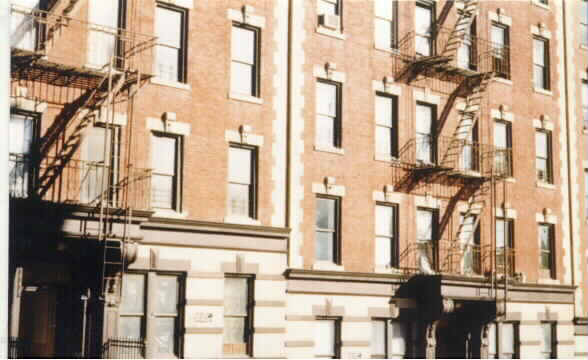 169-175 E 101st St in New York, NY - Building Photo - Building Photo