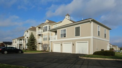 The Farms in Columbus, OH - Building Photo - Building Photo