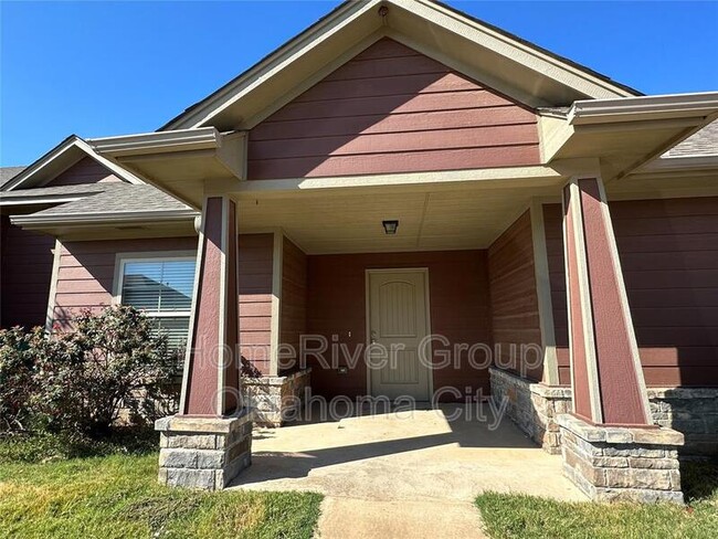 property at 1003 SW 92nd St