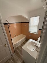 15082 Rochelle St in Detroit, MI - Foto de edificio - Building Photo