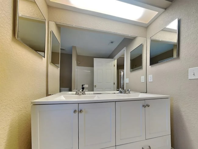 5525 Harrells Nursery Rd in Lakeland, FL - Building Photo - Building Photo