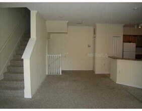 6119 Metrowest Blvd-Unit -Serenata in Orlando, FL - Building Photo - Building Photo