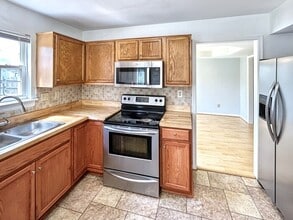 6432 Goldenrod Ct in Richmond, VA - Building Photo - Building Photo