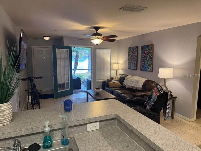 8905 Manor Loop in Lakewood Ranch, FL - Building Photo - Building Photo