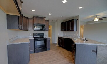 1164 S Calabria Ave in Republic, MO - Building Photo - Building Photo