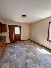 5864 N 42nd St in Milwaukee, WI - Building Photo - Building Photo