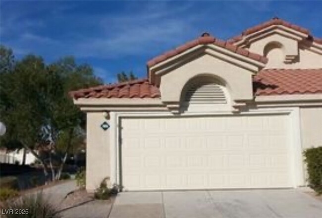 property at 7821 Gable Ln