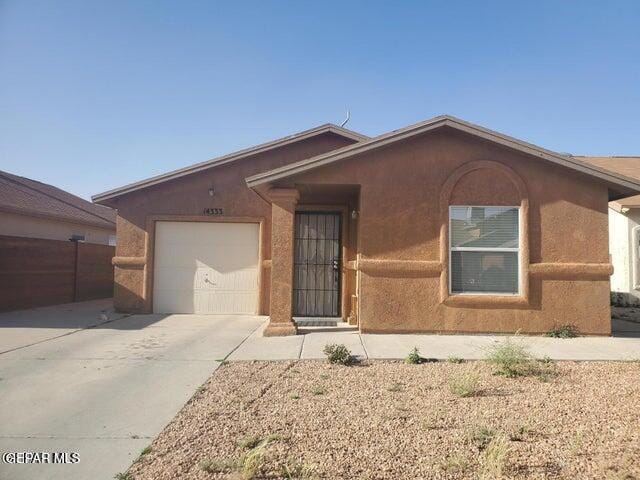 14333 Island Point Dr in El Paso, TX - Building Photo