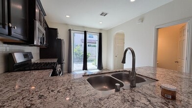 3774 Amity Ln in Clovis, CA - Building Photo - Building Photo